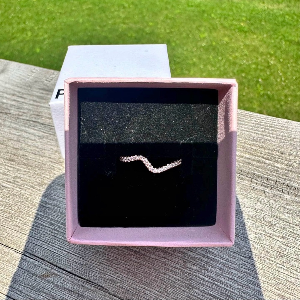 Pandora Rose Gold Sparkling Wave Ring